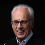 Global Gamechangers: 5 US Entrepreneurs Solving Humanity’s Biggest Threats