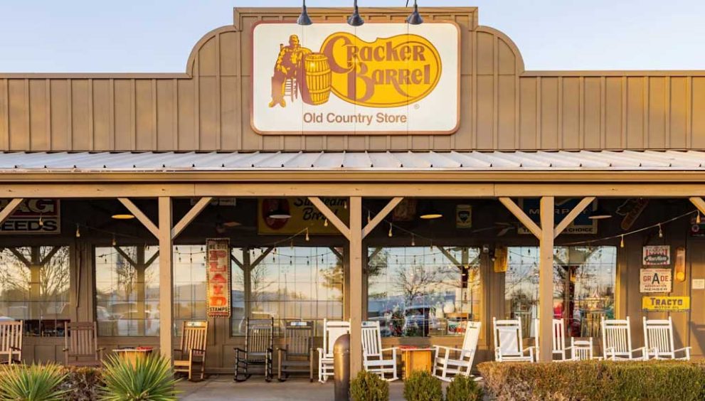 Cracker-Barrel’s-Logo