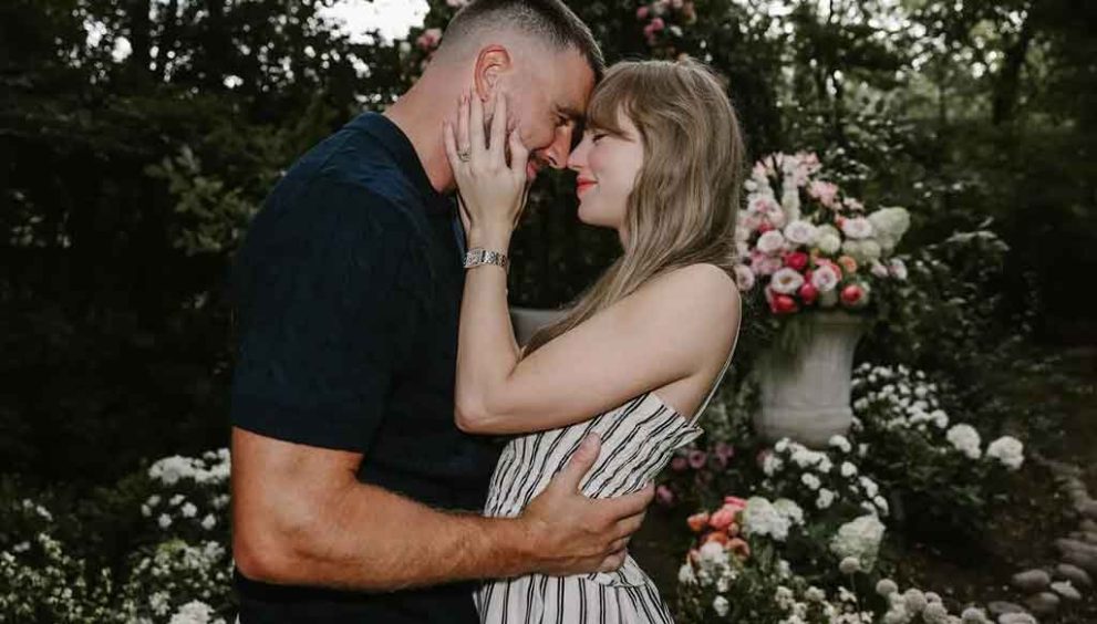 Taylor Swift’s Engagement Dress