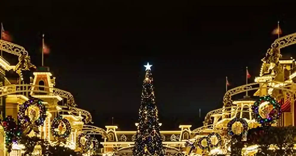 Christmas Celebrations in the USA: City-Wise & State-Wise Complete Guide (2025)