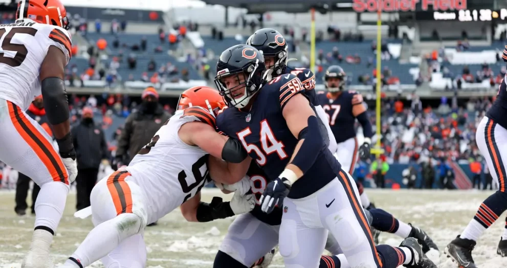 Bears Overpower Browns as Soldier Field Freezes in One-Sided Win