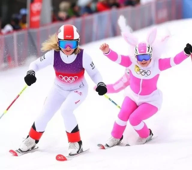 2026 Winter Olympics: Vonn Crash, US Wins & Bad Bunny Drama