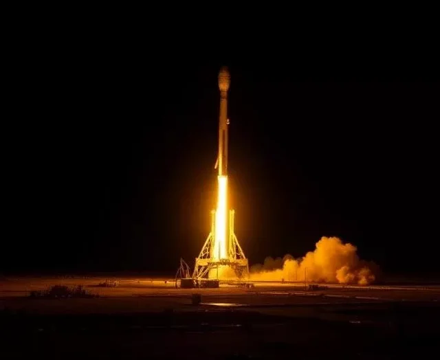 SpaceX Shifts Focus to Moon, Pauses Mars Plans